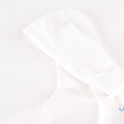 The white pullover sweatshirt is casual and fashionable